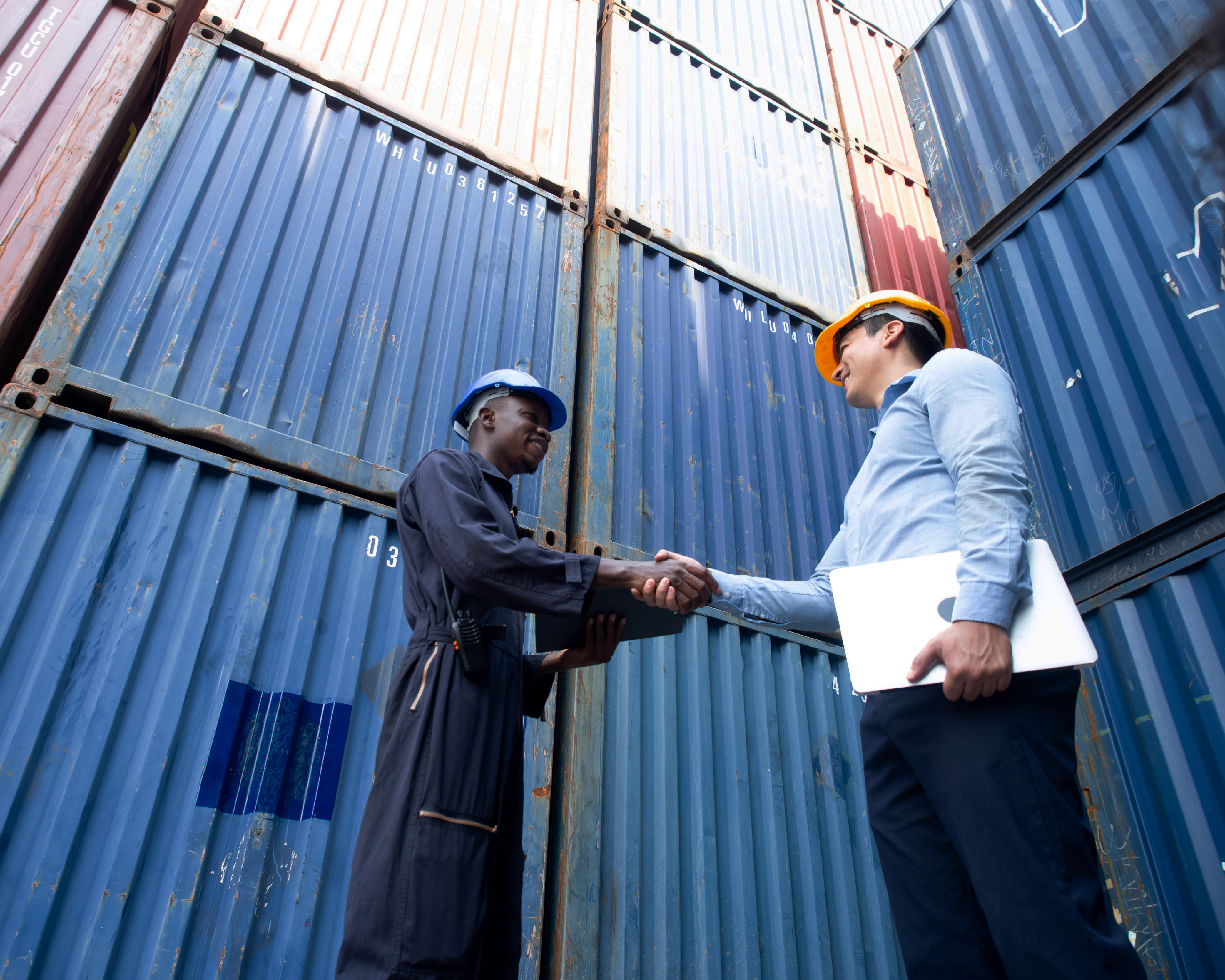 Freight Forwarder vs. Customs Broker: What is the Difference?