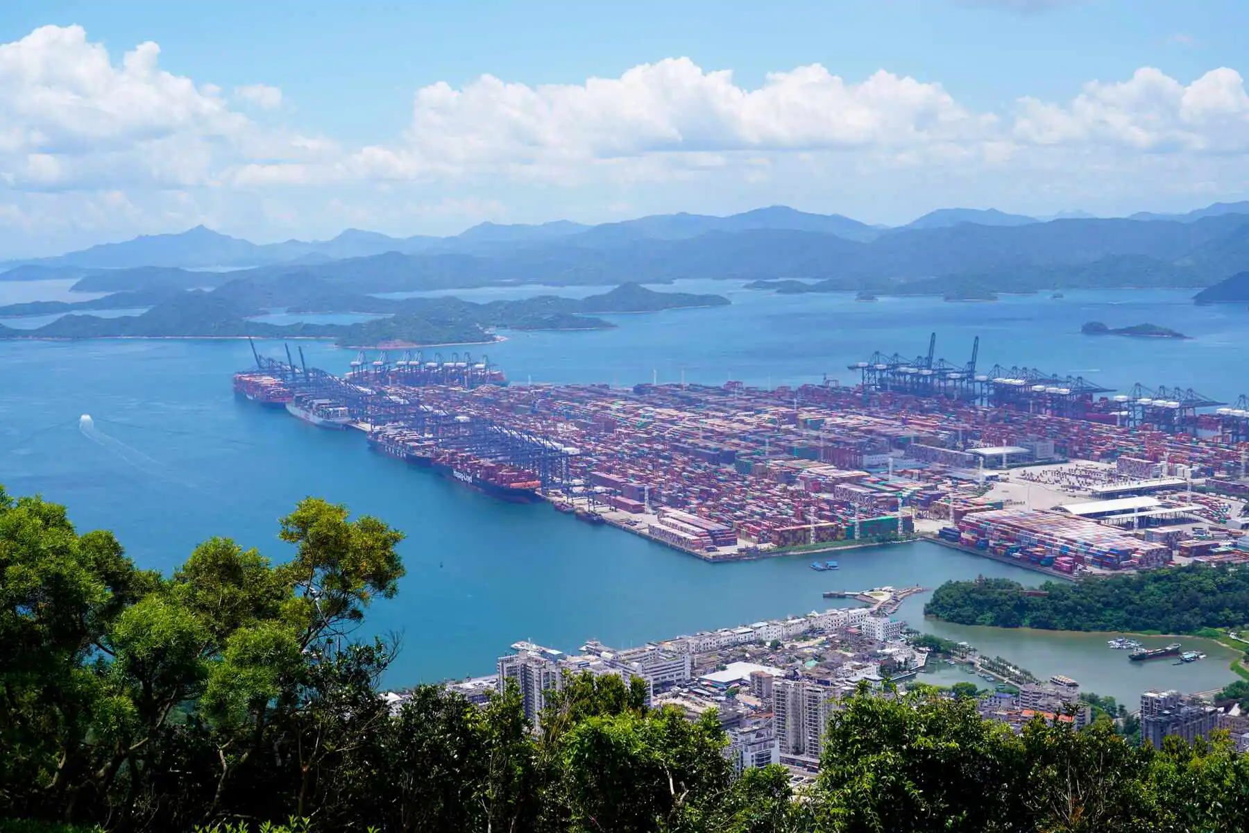 Shipping From China To Houston: Shipping Times, Routes & Cost Shipping From China To Houston: Shipping Times, Routes & Cost
