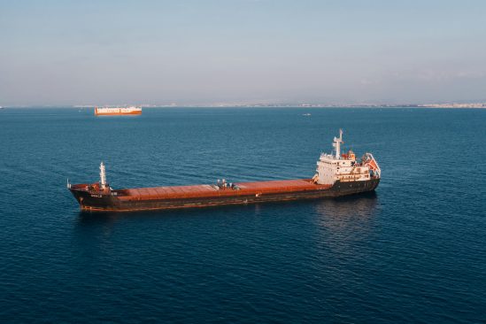 Why SMBs Switch Freight Forwarders: The Red Flags Checklist You Need
